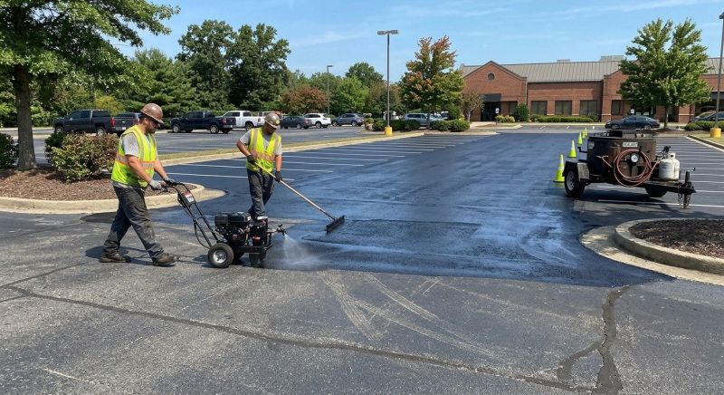 Asphalt Parking Lot Sealing in Grand Rapids, MI